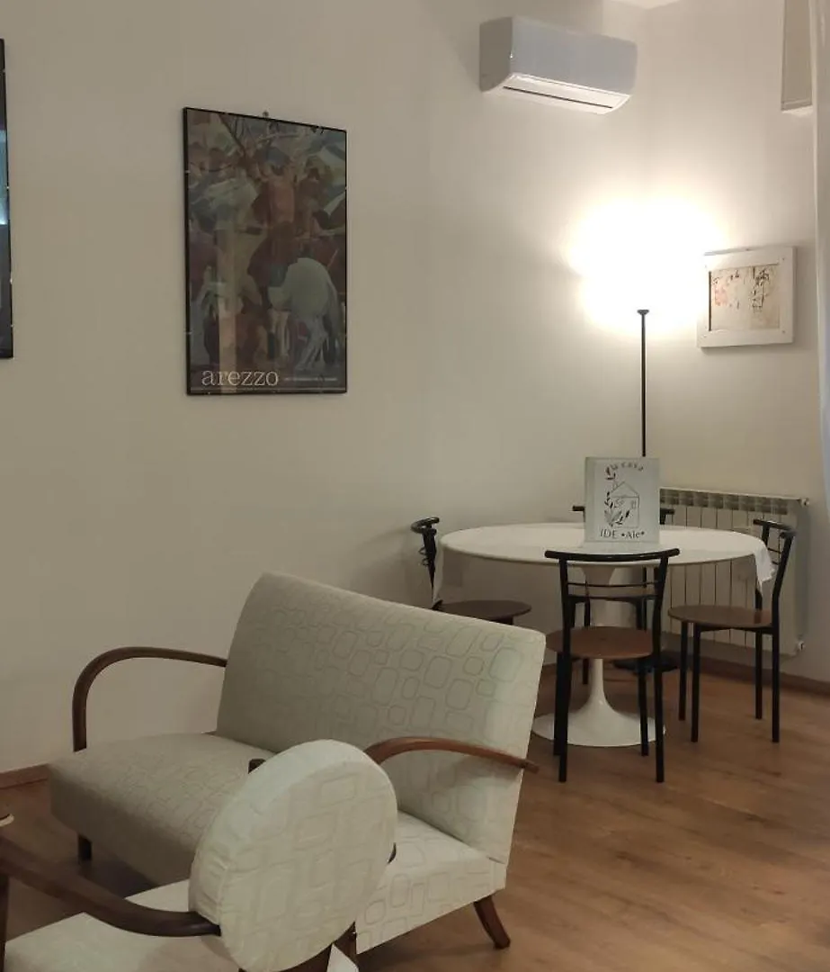 La Casa Ideale Arezzo 0*,